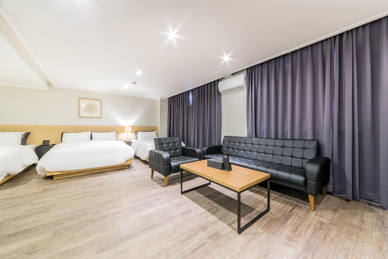 Hotel Tourist